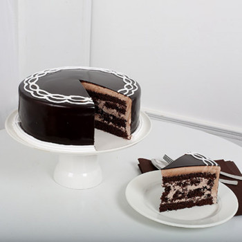 Light Chocolate Truffle Cake