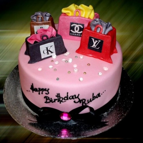 Born to Shop Themed Cake Delivery in Noida