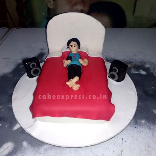 Music Lover Fondant Cake Delivery in Noida