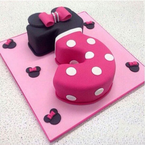 3rd Number Classic Minnie Cake Delivery in Noida
