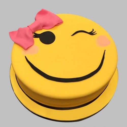 Adorable Smiley Fondant Cake Delivery in Noida