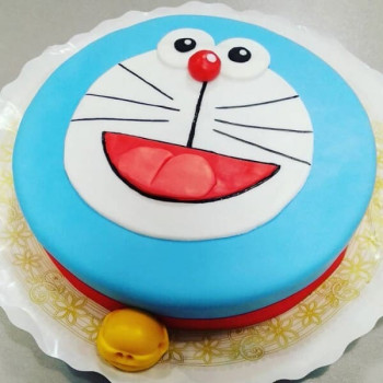 Cheering Doraemon Fondant Cake Cheering Doraemon Fondant Cake