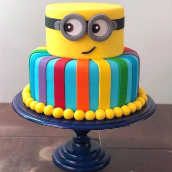Cute Minion Birthday Cake Cute Minion Birthday Cake