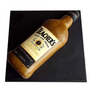 Teachers Scotch Whisky Fondant Cake