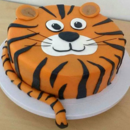 Tiger Fondant Cake Delivery in Noida
