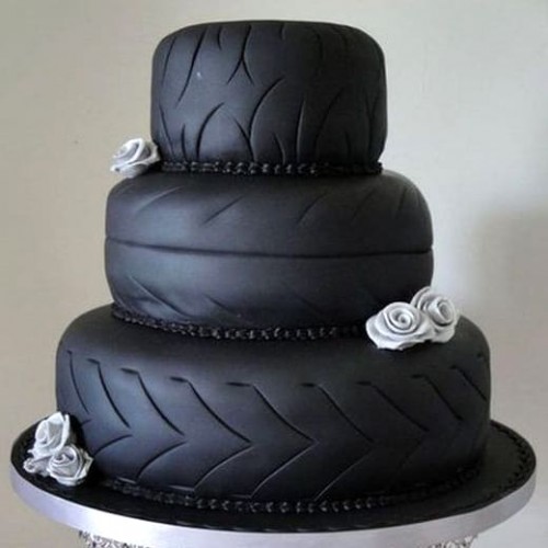 Tires Wedding Fondant Cake Delivery in Noida