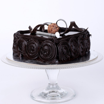 Special Floral Chocolate Cake