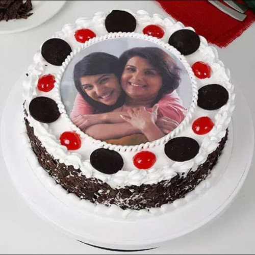 Black Forest Round Photo Cake Delivery in Noida