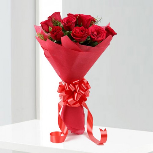 12 Red Roses Bouquet Delivery in Noida