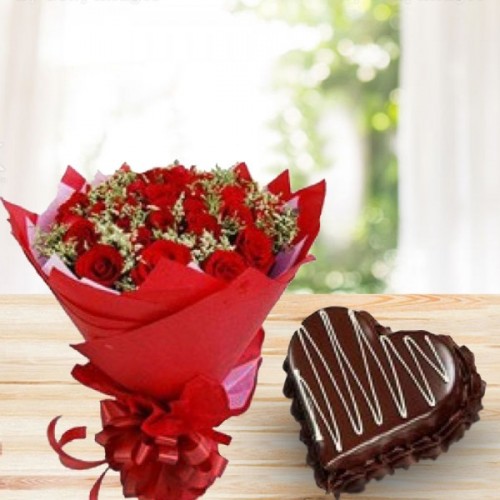 Heart Shape Chocolate Cake With Red Roses Bouquet Delivery in Noida