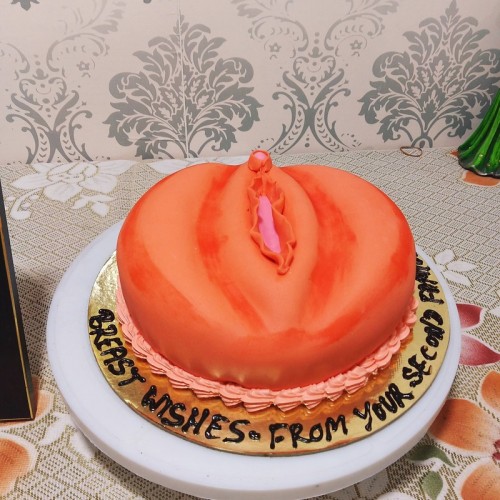 Vagina Theme Fondant Cake Delivery in Noida