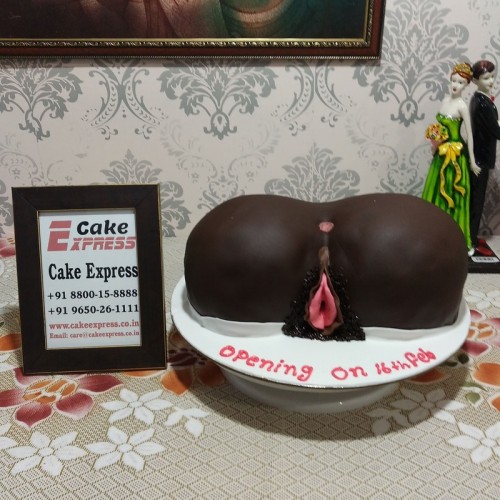 Huge Butt and Pussy Theme Fondant Cake Delivery in Noida