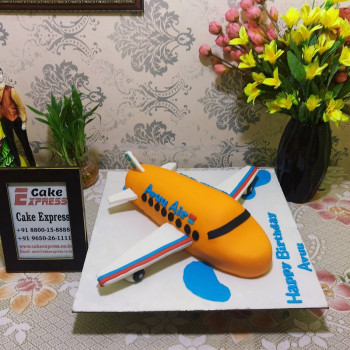 Airplane Designer Fondant Cake
