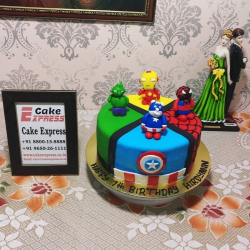 Avengers Toy Fondant Cake Delivery in Noida