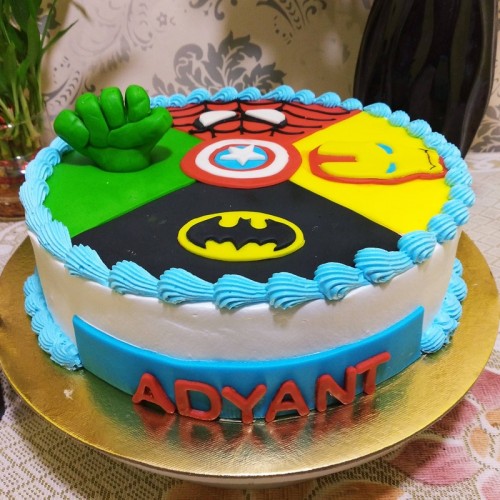 Avengers Semi Fondant Cake Delivery in Noida