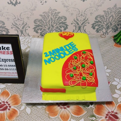 Maggi Fondant Cake Delivery in Noida