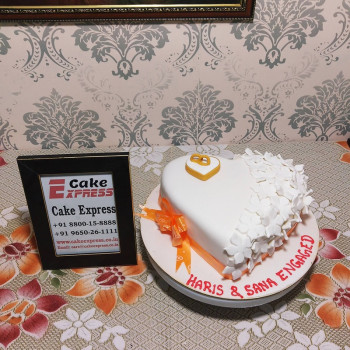 Heart Shape Engagement Ring Cake Heart Shape Engagement Ring Cake