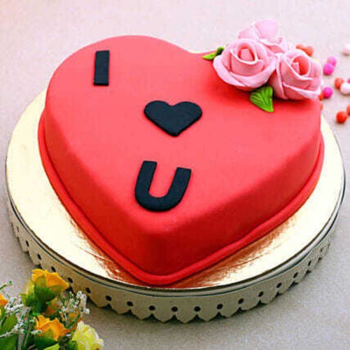 I Love U Heart Fondant Cake in Noida