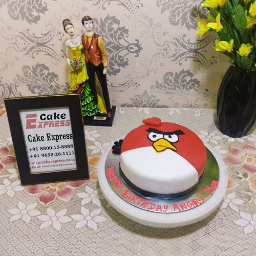 Addictive Angry Bird Fondant Cake Delivery in Noida