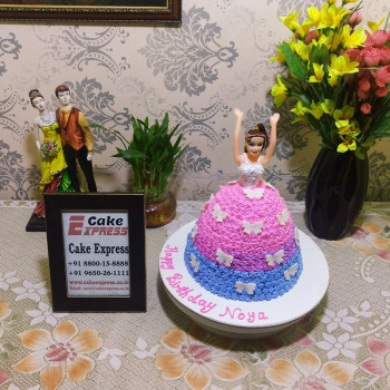 Barbie Doll Pink and Purple Cake Barbie Doll Pink and Purple Cake