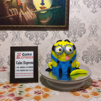 Minion Delight Fondant Cake