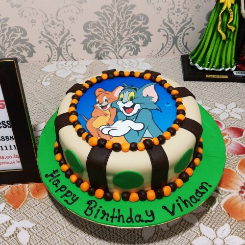 Tom and Jerry Fondant Cake Delivery in Noida