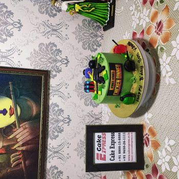 PUBG Semi Fondant Birthday Cake