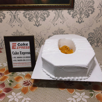 Toilet Sheet Shaped Cake