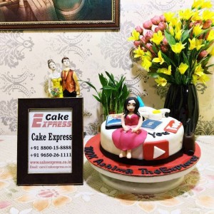 YouTuber Girl Theme Fondant Cake