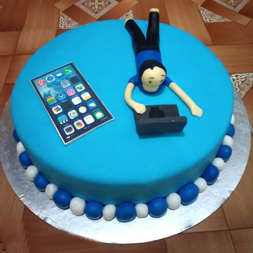 Gadget Lover Guy Theme Cake Delivery in Noida