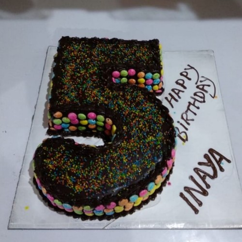 5 Number Chocolate Cake Delivery in Noida