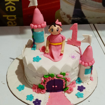 Girl on Castle Fondant Cake Girl on Castle Fondant Cake
